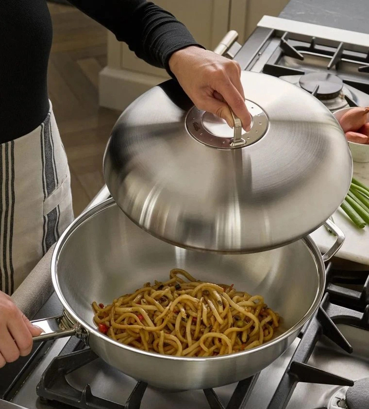 Τηγάνι wok - ο μάστορας του γρήγορου μαγειρέματος