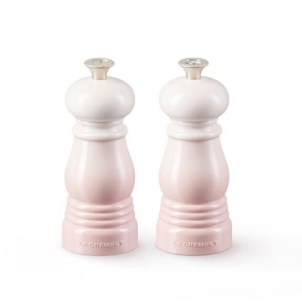 224664 sada mlynku na sul a pepr 11 cm sada 2 ks shell pink plast le creuset