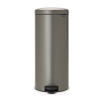 Κάδος με πεντάλ NEWICON, 30 l, σε πλατίνα, Brabantia