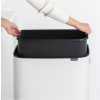 Κάδος με καπάκι αφής BO, 60 l, σε λευκό, Brabantia