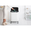 Κάδος με καπάκι αφής BO, 60 l, σε λευκό, Brabantia
