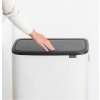 Κάδος με καπάκι αφής BO, 60 l, σε λευκό, Brabantia