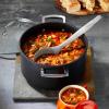 224019 1 kastrol toughened 24 cm 6 l cerna hlinik le creuset