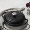 224319 2 kastrol signature 30 cm 3 5 l satin black litina le creuset