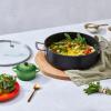 223416 1 nizky kastrol toughened 28 cm 5 4 l cerna hlinik le creuset