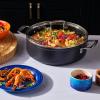 223416 2 nizky kastrol toughened 28 cm 5 4 l cerna hlinik le creuset