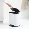 225999 5 pedalovy odpadkovy kos bo 12 l matna cerna ocel brabantia