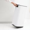 226038 3 pedalovy odpadkovy kos bo 30 l platinova ocel brabantia